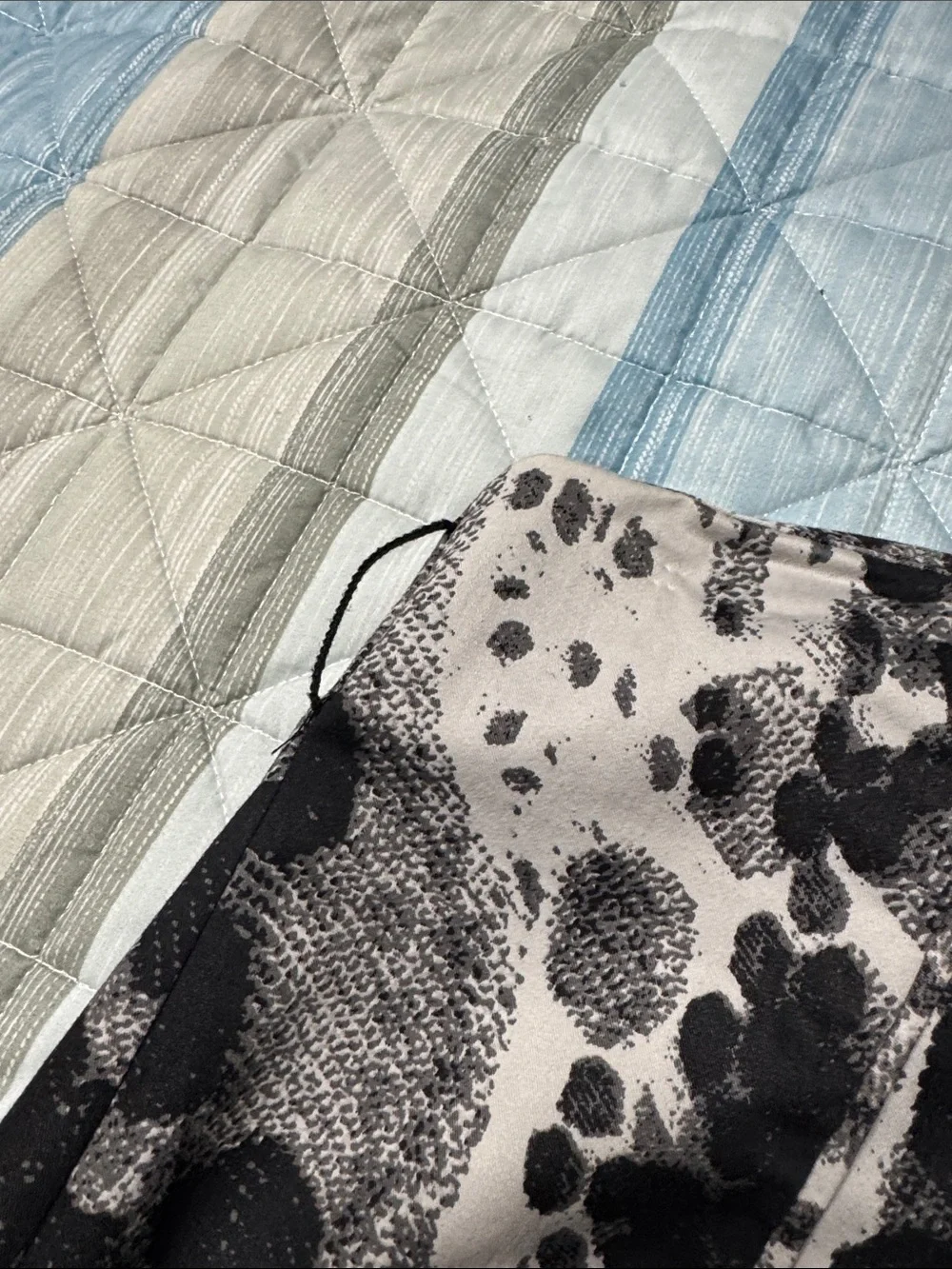 Worthington Black and White Abstract Pencil Skirt